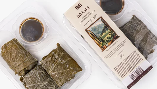 Долма с&nbsp;Сулугуни и&nbsp;гранатовым соусом