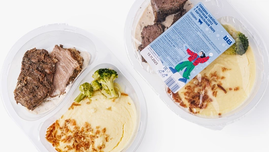 Говядина томленая в перечном соусе с картофельным пюре