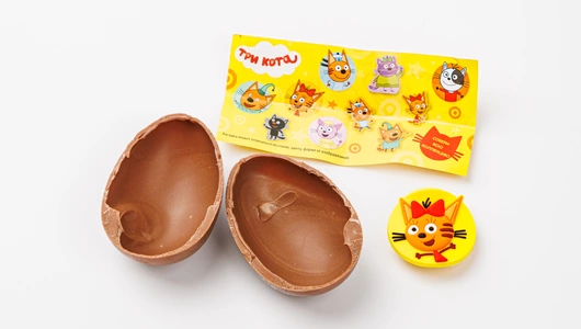 Яйцо шоколадное с подарком, 20г (Три кота) Яйцо шоколадное с подарком, 20г (Три кота)