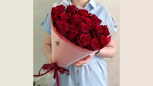 Букет 15 красных роз Premium FMART by flowwow