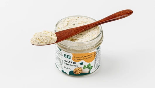 Масло сливочное с кинзой, чесноком и грецким орехом 82,5%, 125 г Масло сливочное с кинзой, чесноком и грецким орехом 82,5%, 125 г