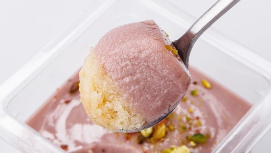 Десерт "Парфе" с клубникой (веган), кафе Десерт "Парфе" с клубникой (веган), кафе