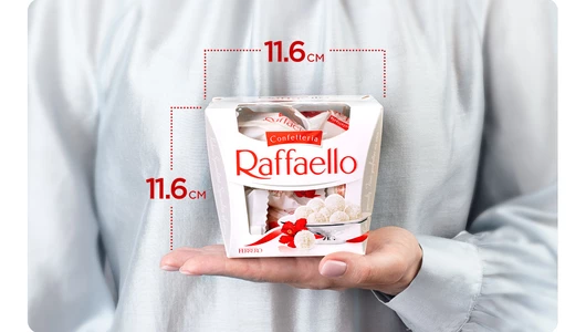 Конфеты в коробке Raffaello с цельным миндальным орехом в кокосовой обсыпке 150 г Конфеты в коробке Raffaello с цельным миндальным орехом в кокосовой обсыпке 150 г