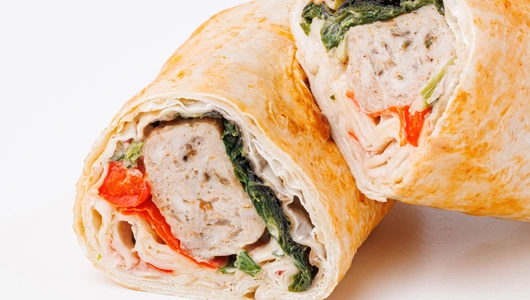 Дюрюм с куриным кебабом, кафе