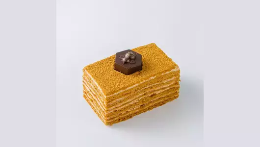 Пирожное Медовик