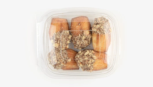 Кексы "Мадлен" в молочном шоколаде с миндалем