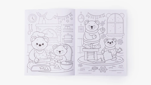 Книжка-раскраска с наклейками "Мишки и зимние истории"