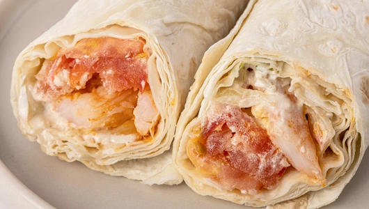 Сэндвич ролл "Цезарь" с&nbsp;креветками