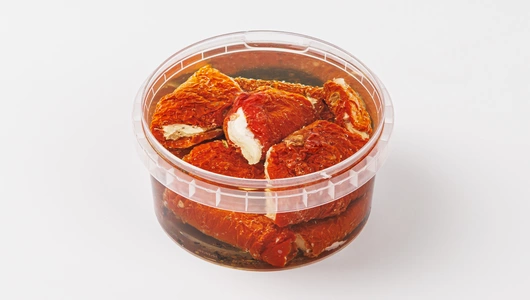 Томаты вяленые фаршированные сливочным сыром и грецким орехом в масле, 200 г