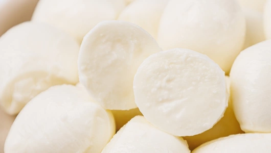 Сыр "Моццарелла пикколо" (мягкий), 220 г Сыр "Моццарелла пикколо" (мягкий), 220 г