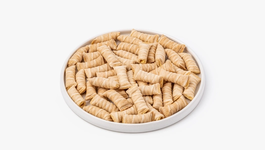 Мини-трубочки вафельные с&nbsp;банановой начинкой