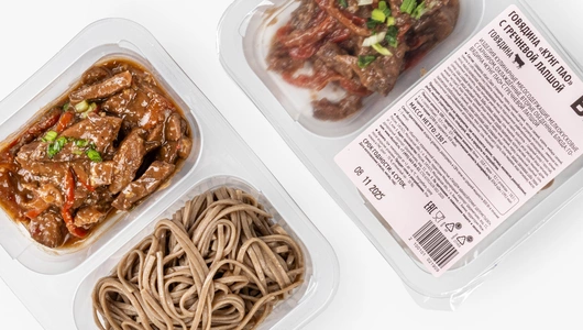 Говядина "Кунг Пао" с гречневой лапшой