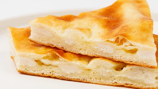 Пирог с курицей и сыром, кафе Пирог с курицей и сыром, кафе