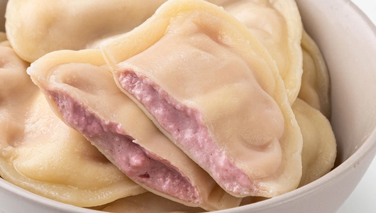 Вареники с творогом и малиной