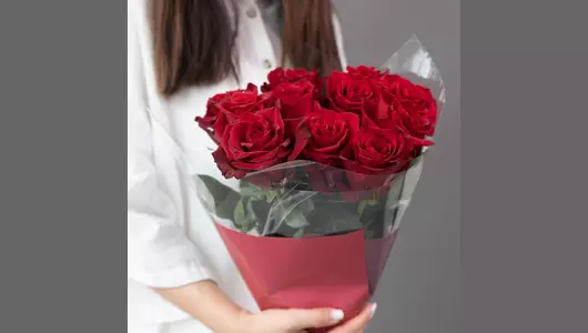 Букет из&nbsp;11 Бордовых роз (55см)