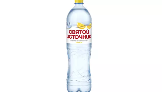 Вода питьевая Святой Источник Лимон негазированная 1,5 л