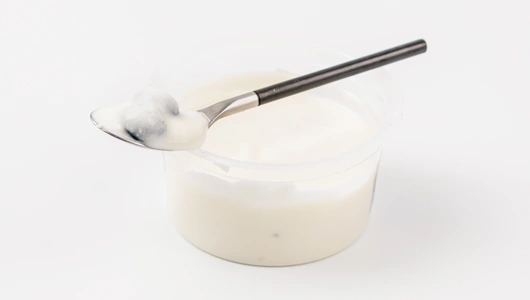 Йогурт сливочный со свежей голубикой 5,5% Йогурт сливочный со свежей голубикой 5,5%