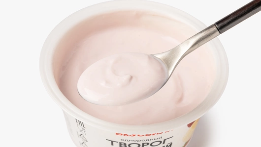 Творог мягкий "Земляника-банан" однородный 4,2%