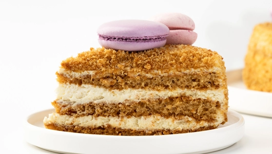 Торт "Подарочный" медово-сметанный, 500 г