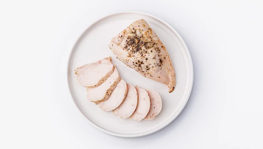 Филе куриной грудки с перцем и чесноком Филе куриной грудки с перцем и чесноком