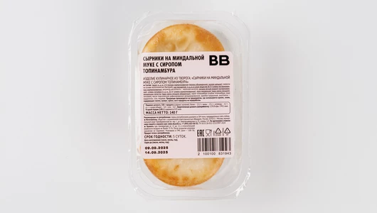 Сырники на миндальной муке с сиропом топинамбура