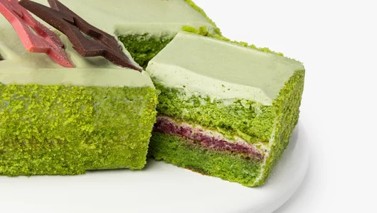 Торт “Праздник февраля” фисташковый с&nbsp;малиной