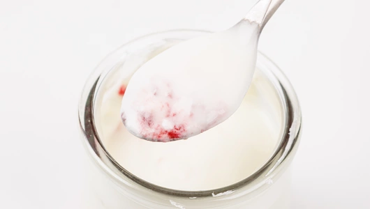 Йогурт "Земляника" 5% Йогурт "Земляника" 5%