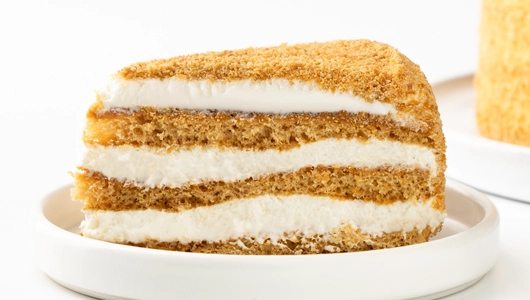 Торт "Важные слова" медово-сметанный, 500 г