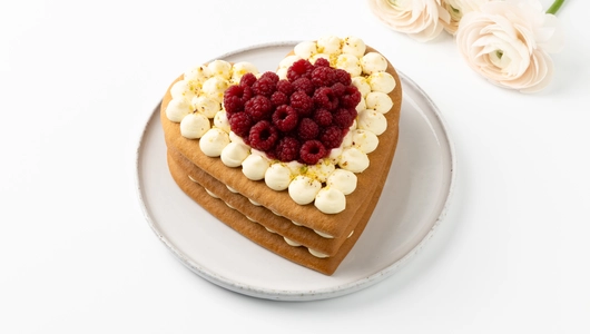 Торт "Медовое сердце" (с мармеладом малина)