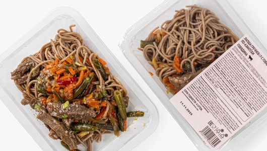 Лапша гречневая с говядиной по-азиатски