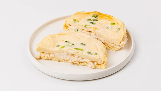 Блинчики яичные по-азиатски с куриным жюльеном