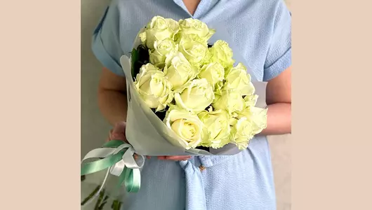 Букет 15 белых роз Аваланж FMART by flowwow