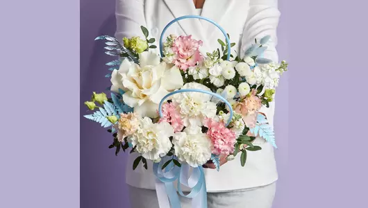 Нежная композиция в&nbsp;сумочке «Романтика» FMART by flowwow