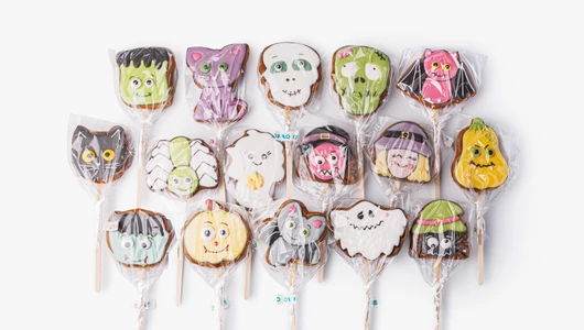 Пряник имбирный "Монстрики" на палочке, 1 шт.