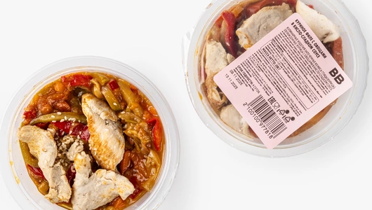 Куриное филе с овощами в кисло-сладком соусе