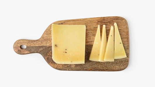 Сыр полутвердый с&nbsp;трюфелем мдж 45%