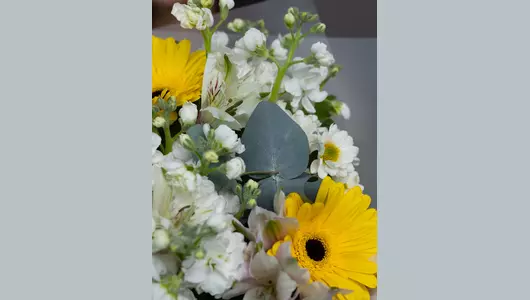 Дизайнерский букет из&nbsp;гербер и&nbsp;маттиолы