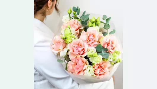 Авторский букет «Весенний сад» с&nbsp;французской розой FMART by flowwow