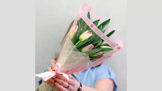 Букетик 11 розовых тюльпанов FMART by flowwow