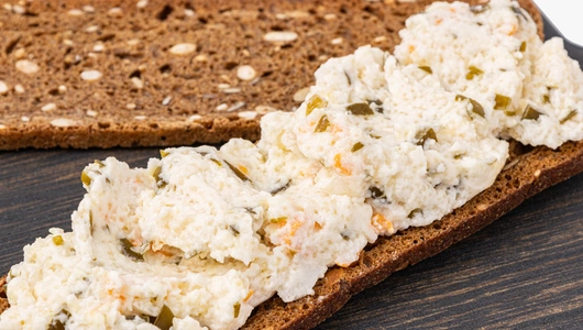 Икра сельди с&nbsp;морской капустой и&nbsp;"крабовым" мясом (имитация), 120 г