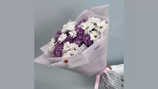 Букет из&nbsp;кустовых хризантем FMART by flowwow