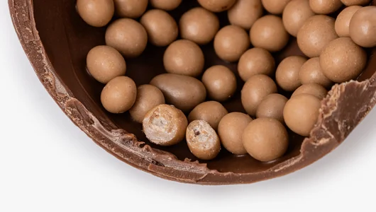 Яйцо шок. "Кроличий переполох" с&nbsp;карамел. шариками