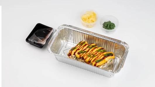 Запеченный ролл с креветкой под сырной шапкой