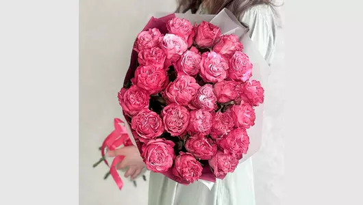 Букет 25 розовых пионовидных роз FMART by flowwow