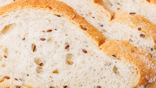 Хлеб "Домашний на закваске" с сем. льна, нарезка