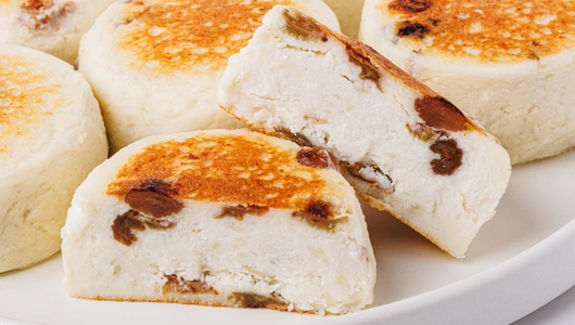 Сырники с изюмом без добавления сахара, зам.