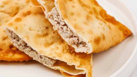 Чебуреки с мясом