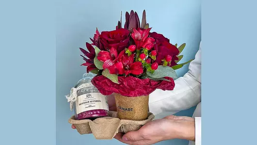 Сет стаканчик с&nbsp;красной розой и&nbsp;свечой в&nbsp;банке N70140FMART by flowwow