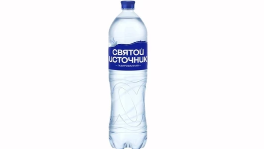 Вода питьевая Святой Источник газированная 1,5&nbsp;л