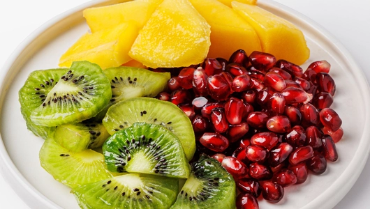 Фруктовый микс (манго, киви, гранат), 170 г